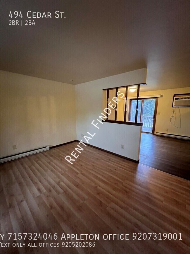 Building Photo - 494 Cedar St