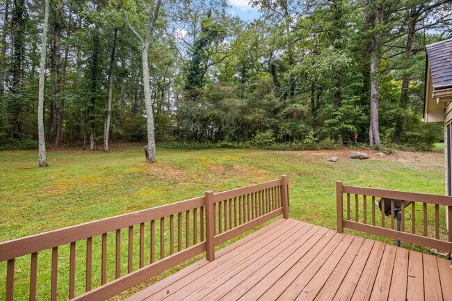 Building Photo - 110 Hunters Glen