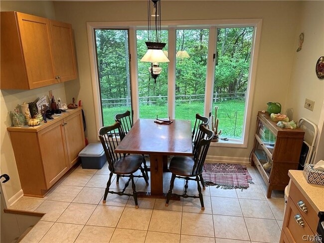 Building Photo - 4564 Stoneledge Ln