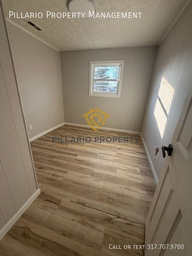 Building Photo - 830 S Taft Ave