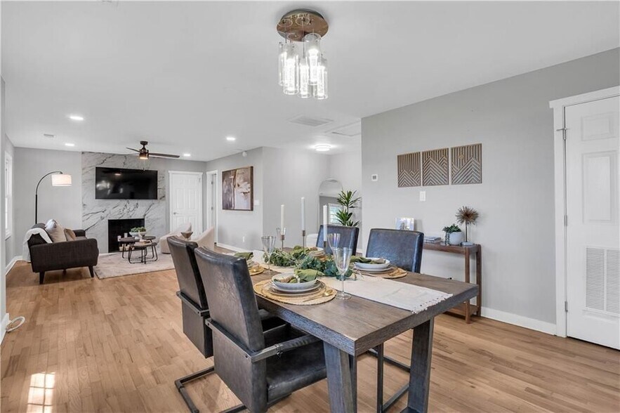 Building Photo - 3910 Clairmont Rd