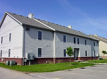 13373-Rear - Winchester Apartments