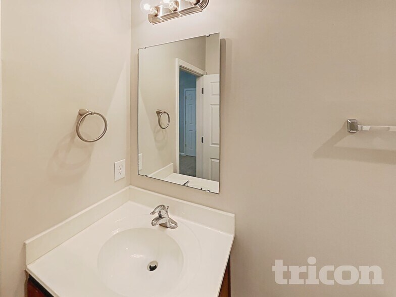 Building Photo - 4219 Patricia Ann Ct