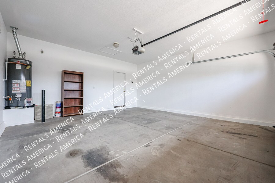 Building Photo - 3752 E Woodside Way