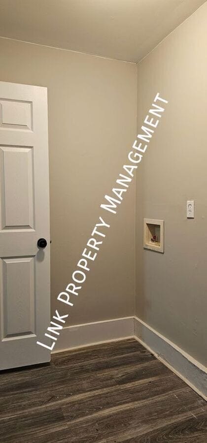 Building Photo - 2310 N Chamberlain Ave