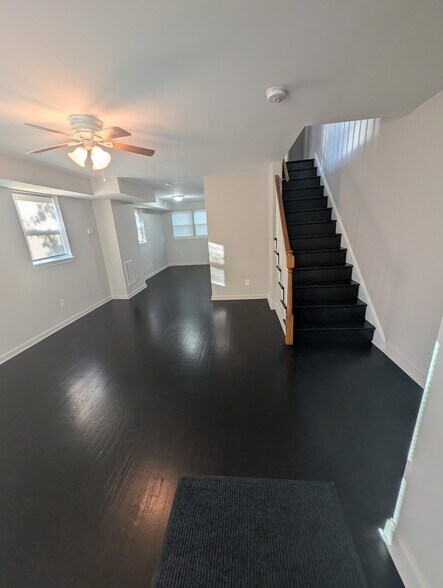 Building Photo - 3800 Bonview Ave