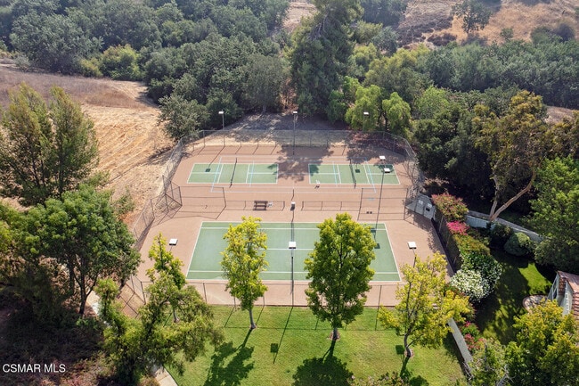 Building Photo - 29723 Strawberry Hill Dr