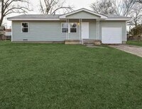 Building Photo - 1328 Dale Dr