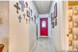 Building Photo - 622 S Oak St