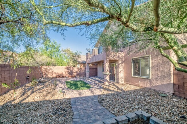 Building Photo - 7425 Glorious Sun Dr