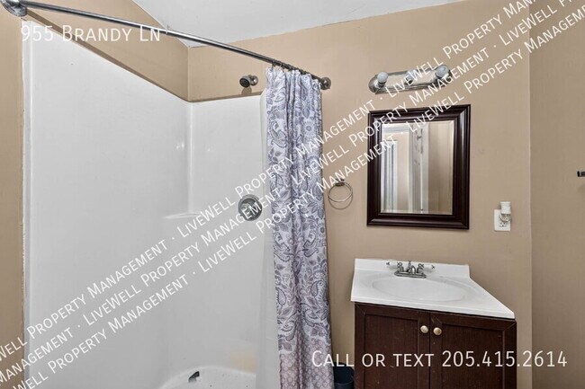 Building Photo - 955 Brandy Ln