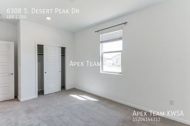 Building Photo - 6308 S Desert Peak Dr