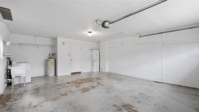 Building Photo - 8296 Gallup Rd