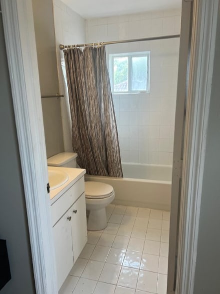 Building Photo - 14375 SW 164th Terrace