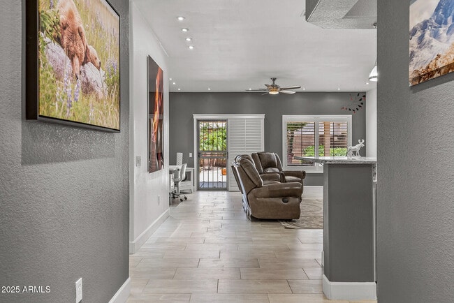 Building Photo - 16232 W Montoya Dr