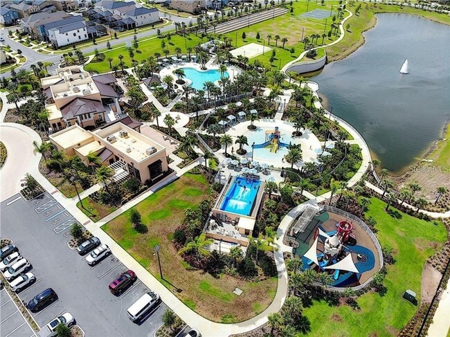 Building Photo - Beautiful Resort Style Home