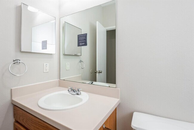 Building Photo - 7518 Mustang Corral Dr