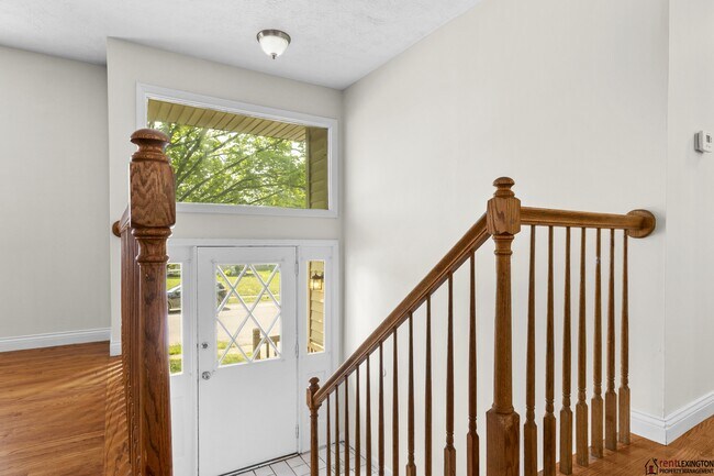 Building Photo - 3330 Tisdale Dr