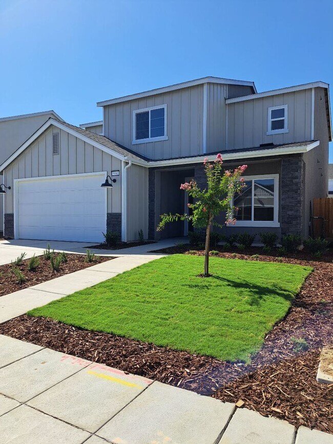 Building Photo - Brand New Home – AVAILABLE SOON!