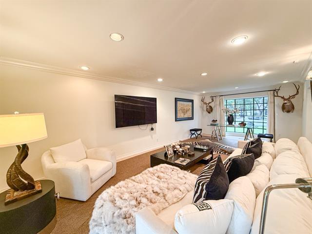 Building Photo - 4500 San Carlos Dr