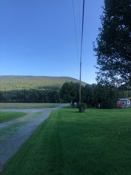 Looking out front of house to the right - 540 Stewart Rd