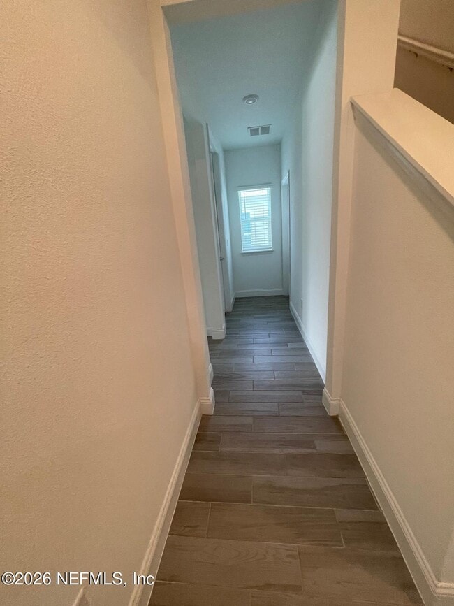 Building Photo - 182 Pine Candle Way