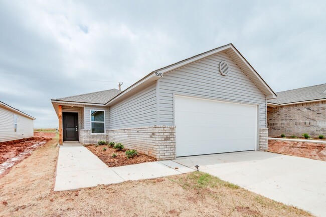 Building Photo - New construction in Piedmont schools!