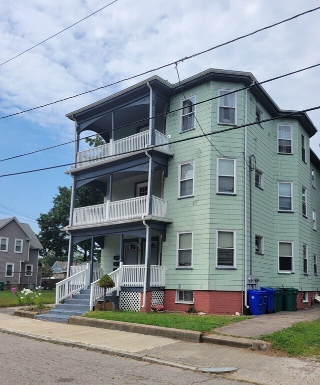 Building Photo - 7-9 Jackson St