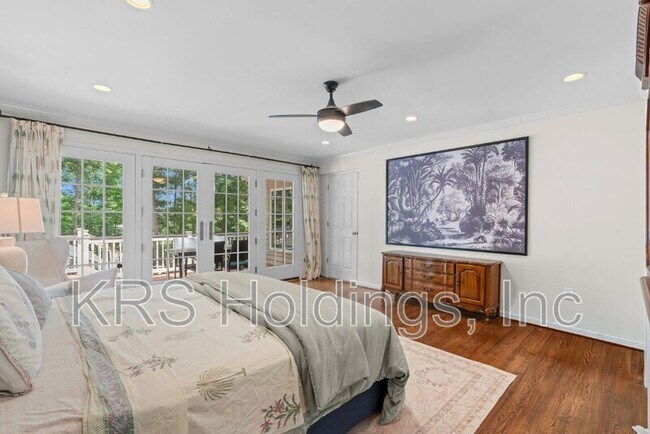Building Photo - 4500 Marquis Pl