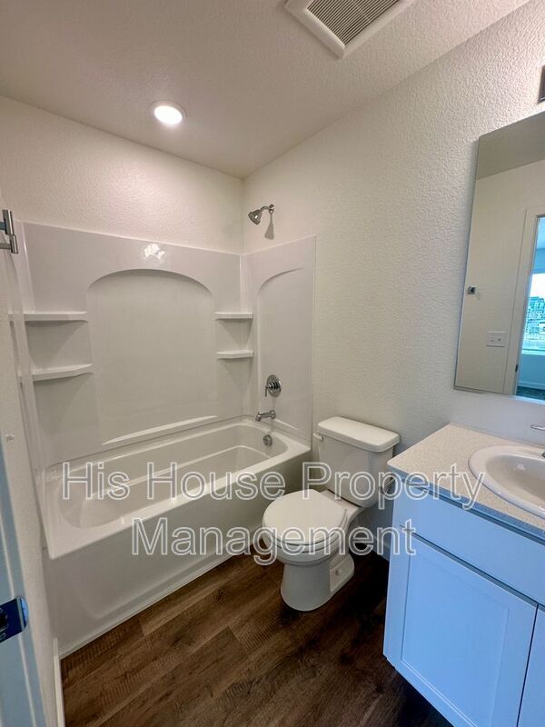 Building Photo - 3912 Pinnacles Ct