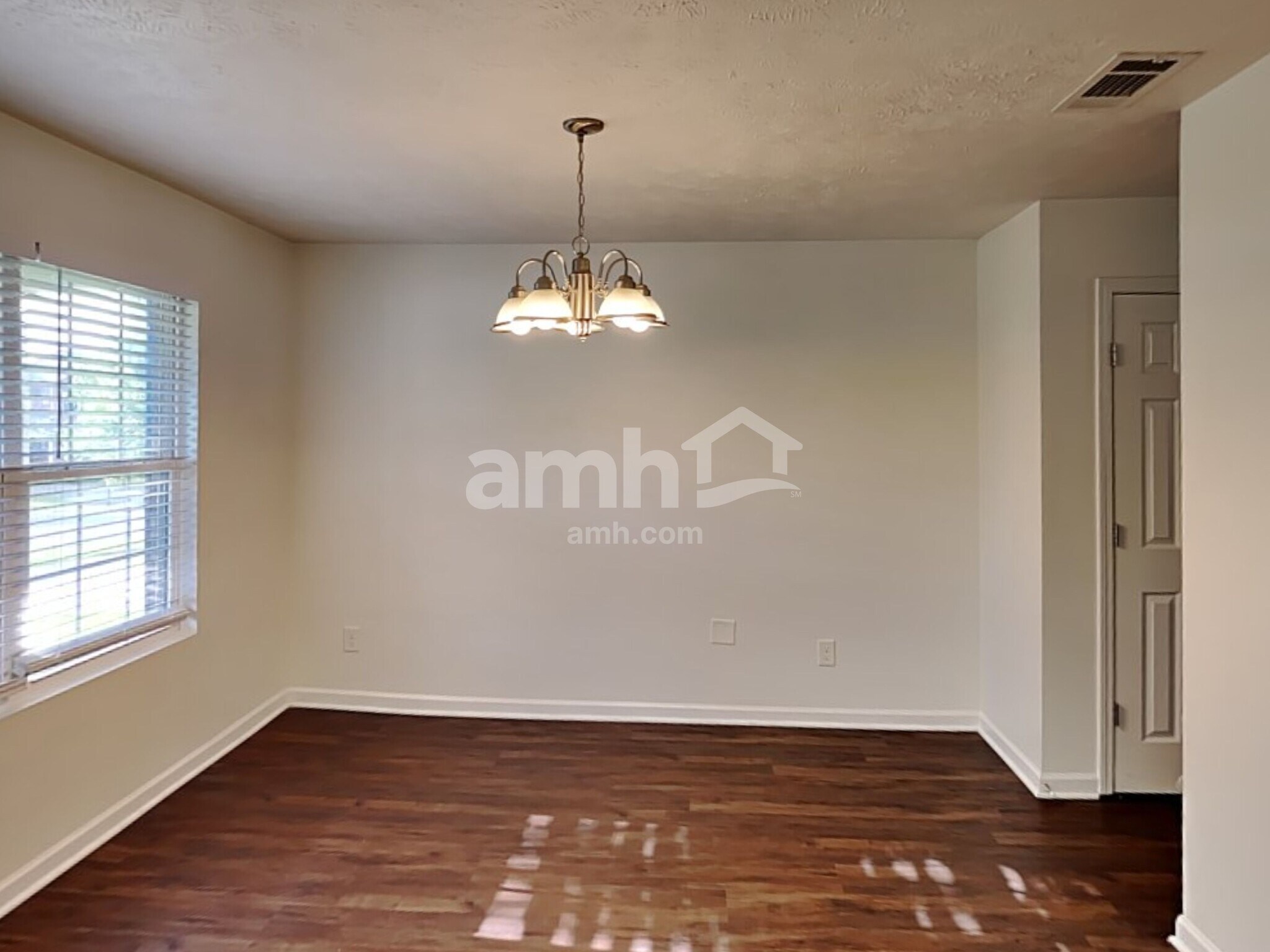Building Photo - 1015 Patmore Ln