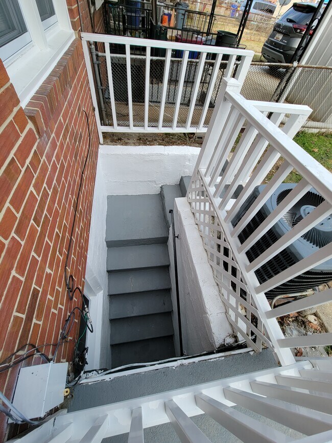 Building Photo - 5253 Cedgate Rd