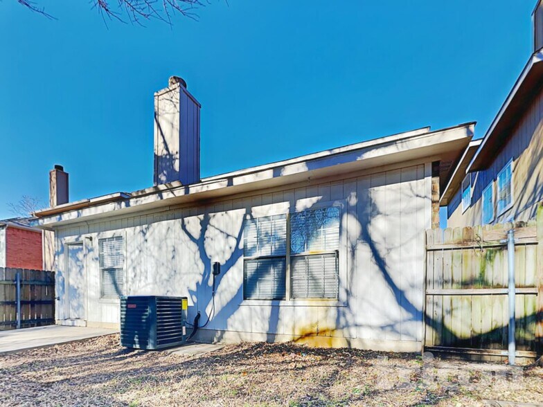 Building Photo - 846 Gable Ave