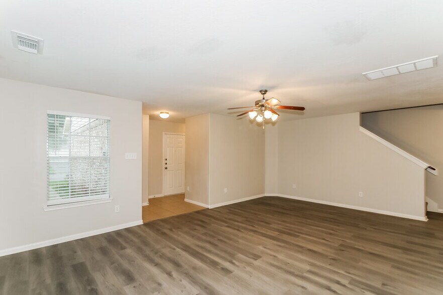 Building Photo - 14227 Noahs Landing Ln