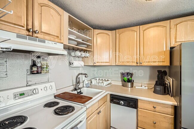 Building Photo - 2482 W Caithness Pl