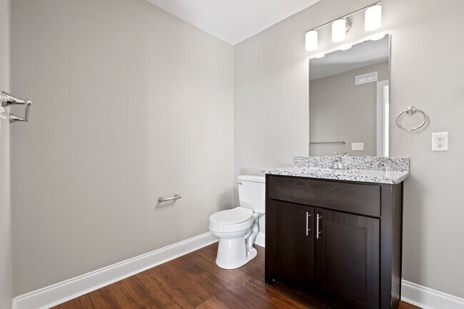 Primary Photo - ONE MONTH FREE! 621 MLK *Income Restricted*