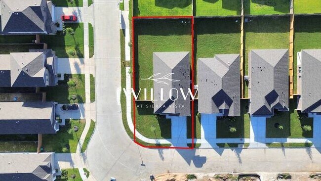 Building Photo - Spacious 4-Bedroom Home in a GREAT Community!