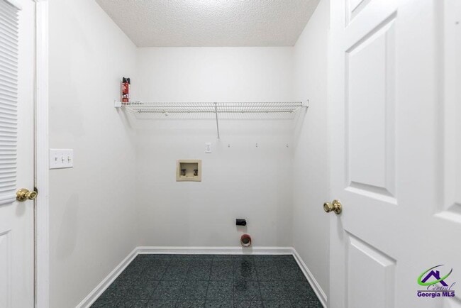 Building Photo - 1212 Willow Bend