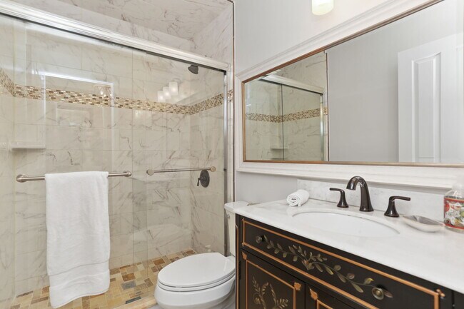 Building Photo - 376 Knapps Hwy