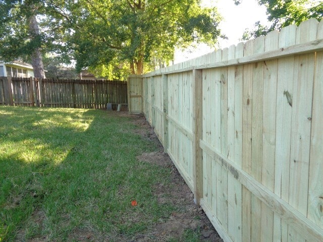 Building Photo - 12079 La Salle Oaks