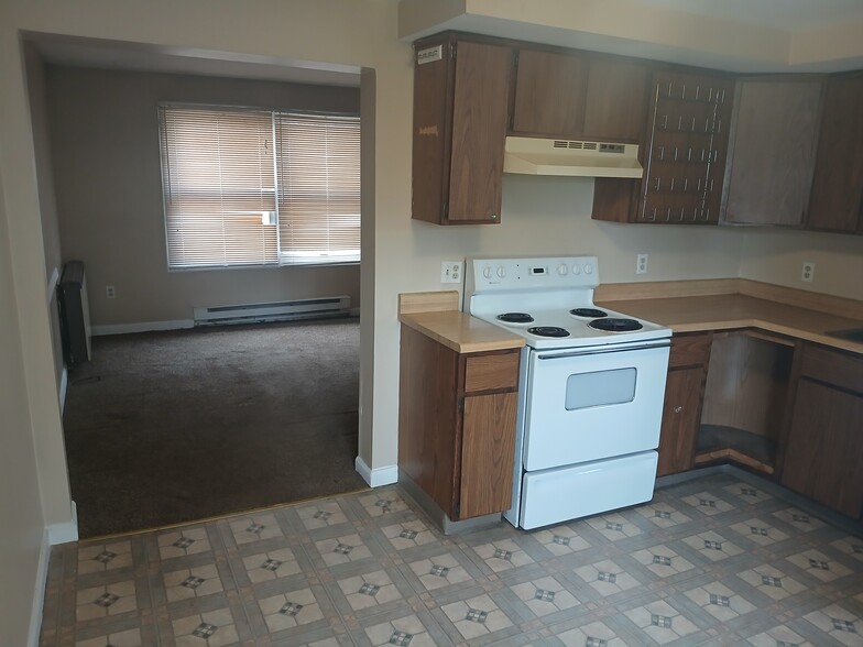 Building Photo - 1106 Hazel Dr