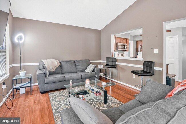 Building Photo - 4037 Broadbill Cir