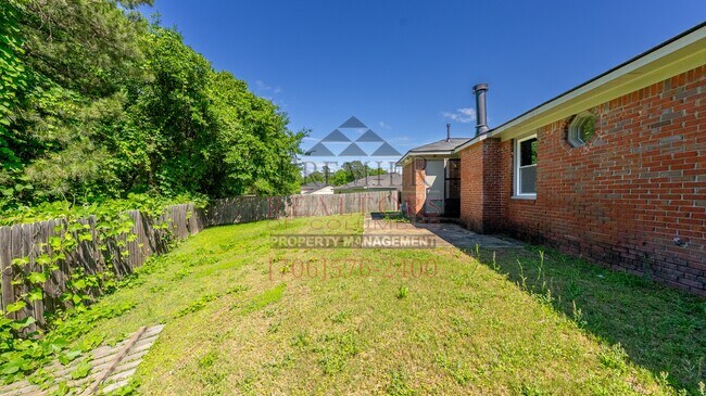 Building Photo - 6315 Dupree Dr