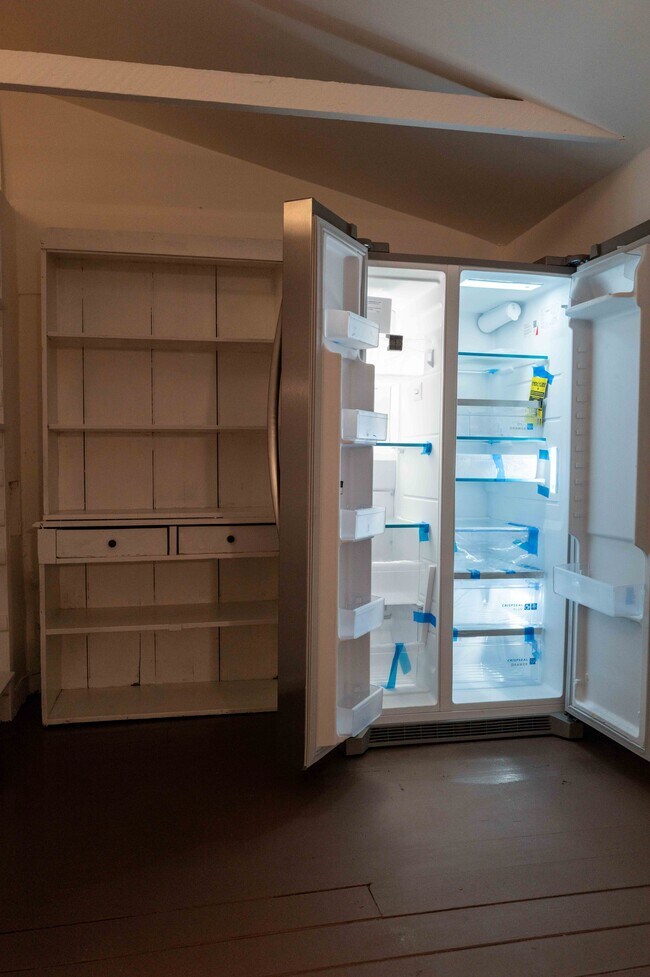 new fridge - 1411 Bonnell Dr