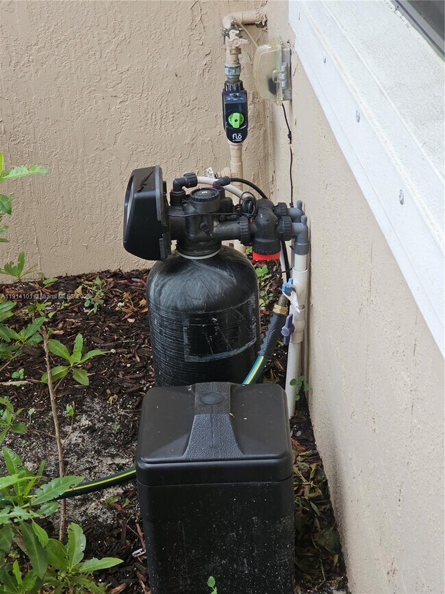 Building Photo - 3310 W 114th Terrace