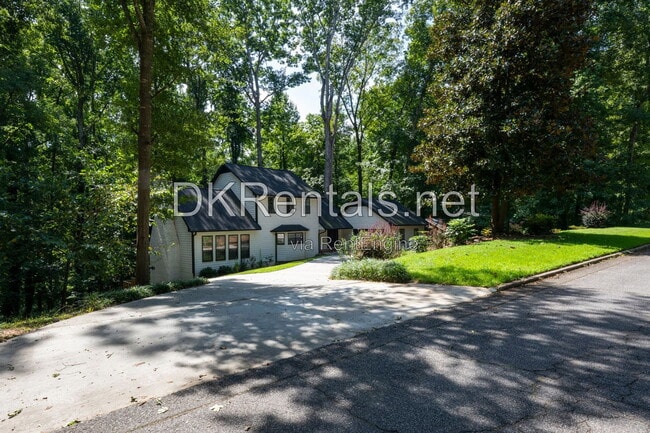 Building Photo - 2133 Cooper Way