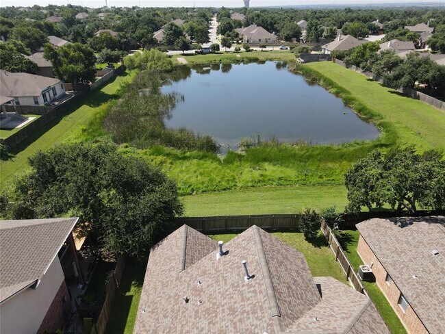 Building Photo - 3831 Aqua Ln