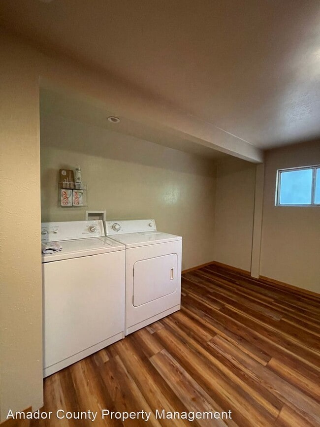 Building Photo - 3 br, 2 bath House - 16770 Doolittle Ln