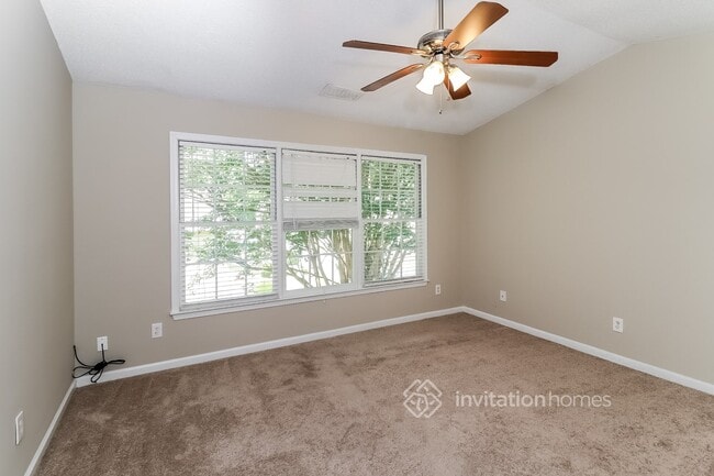 Building Photo - 1074 Wenham Ln