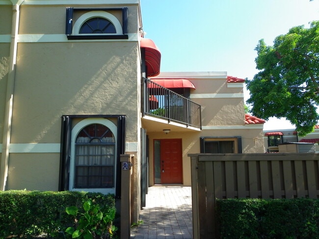 Building Photo - 8116 Severn Dr